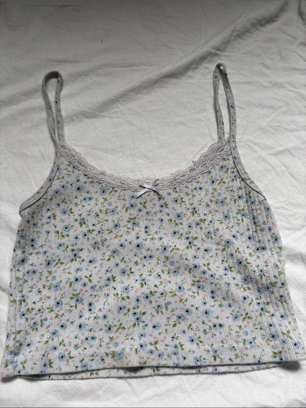 Brandy Melville Floral Ribbed Lace-Trim Cami Tank Top - Blue/White